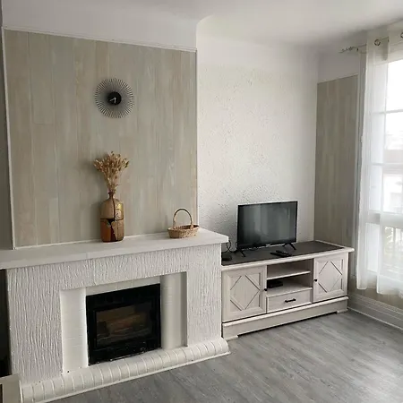 Spacieux 2 Pieces Dans L'hyper-centre Apartamento