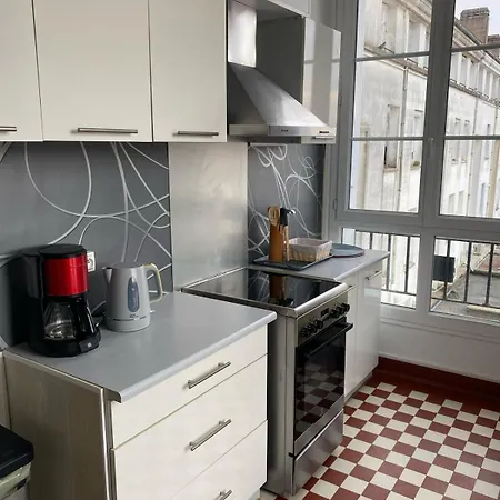 Apartment Spacieux 2 Pieces Dans L'hyper-centre *