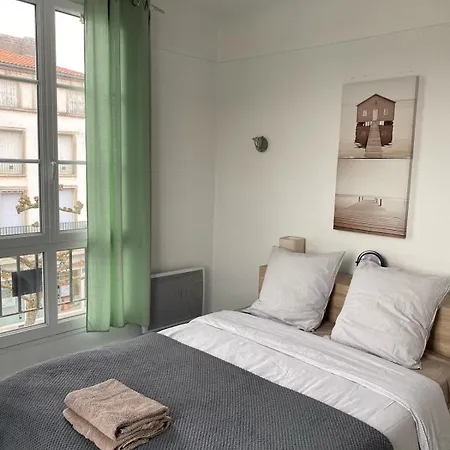 Spacieux 2 Pieces Dans L'hyper-centre