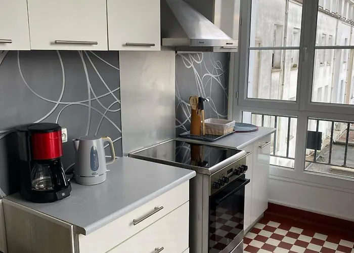 Apartment Spacieux 2 Pieces Dans L'hyper-centre *