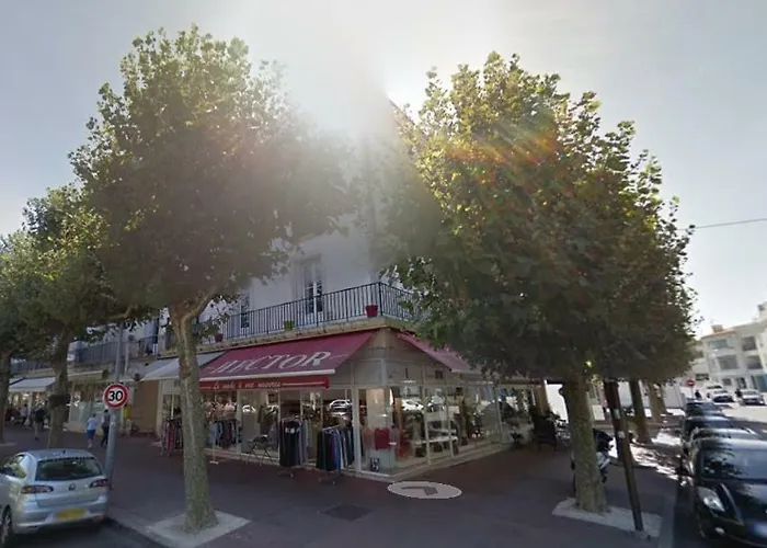 Spacieux 2 Pieces Dans L'hyper-centre Royan